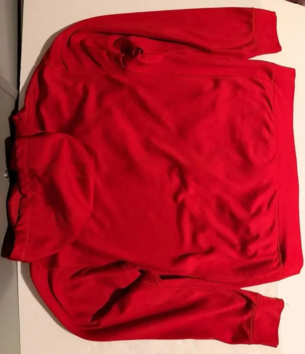 Nike red therma